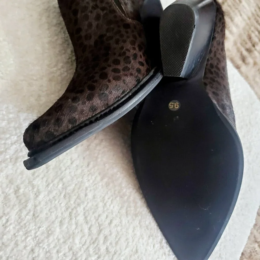 Jeffrey Campbell Leopard Pointed Toe Calf Hair Ankle Boots Size 9.5